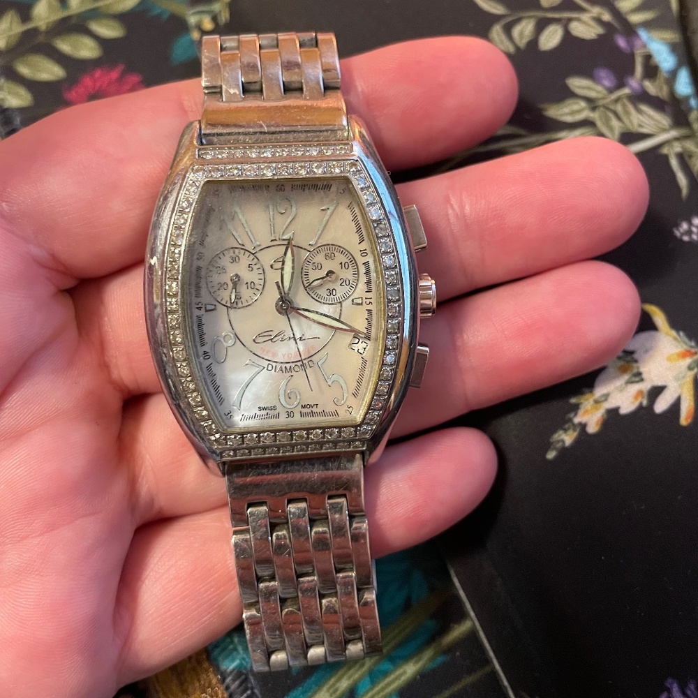 Elini Women’s watch with extra bands